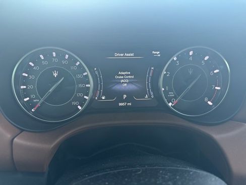 Used 2022 Maserati Ghibli Modena Q4 image 11