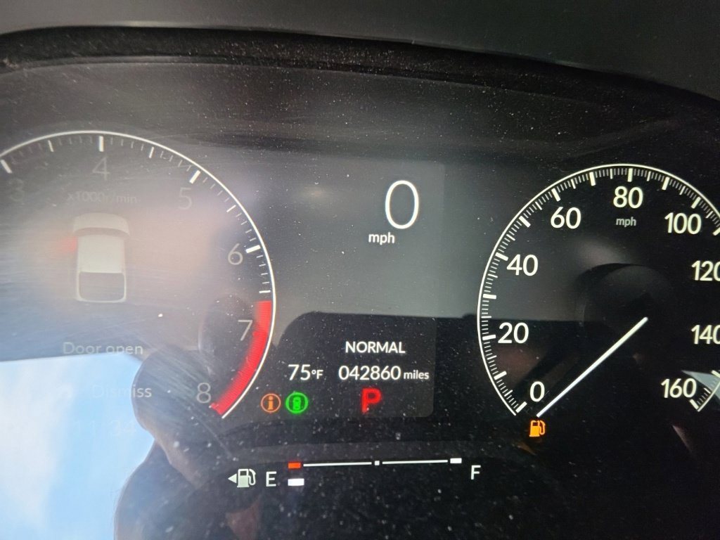 Used 2025 Honda Civic Sport image 14