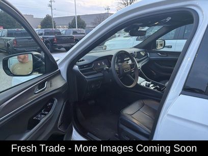 Used 2023 Jeep Grand Cherokee Overland