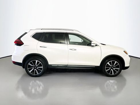 Used 2020 Nissan Rogue SL w/ Premium Package AWD/4WD image 8