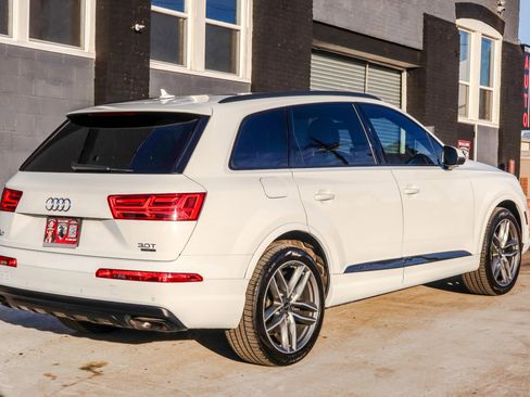 Used 2018 Audi Q7 3.0T Prestige w/ Prestige Package image 6