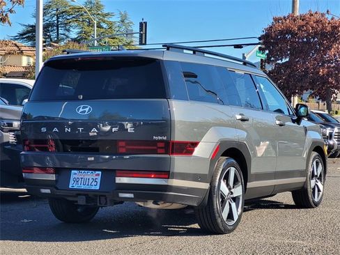 Used 2025 Hyundai Santa Fe Limited image 6