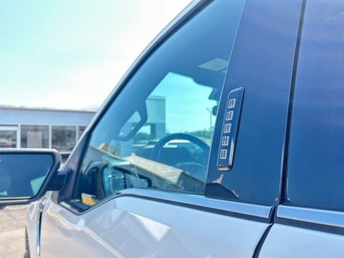 Used 2021 Ford F150 Lariat w/ Equipment Group 502A High AWD/4WD image 6