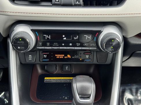 Certified 2021 Toyota RAV4 Limited AWD/4WD image 12