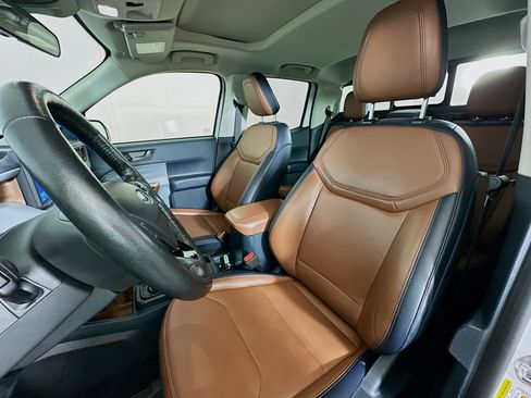 Used 2022 Ford Maverick Lariat w/ Lariat Luxury Package image 13