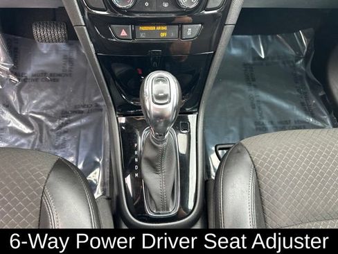 Used 2021 Buick Encore Preferred FWD image 28