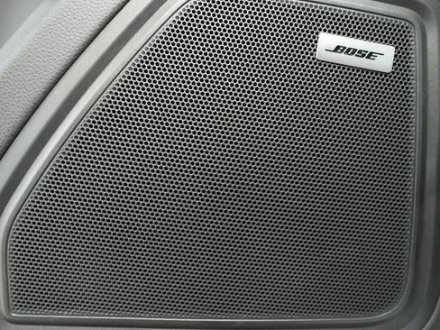 New 2026 Porsche Macan S image 33