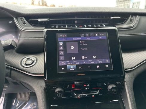 Used 2023 Jeep Grand Cherokee L Laredo image 26