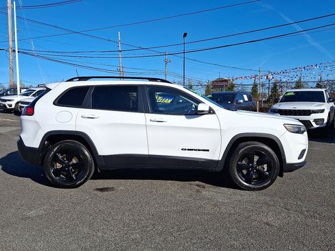 Used 2021 Jeep Cherokee Latitude Plus image 8