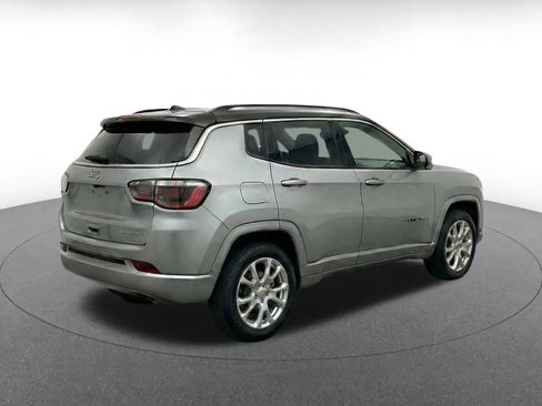 Used 2025 Jeep Compass Limited AWD/4WD image 9