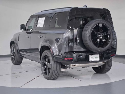 Used 2026 Land Rover Defender 110 X-Dynamic SE AWD/4WD image 6