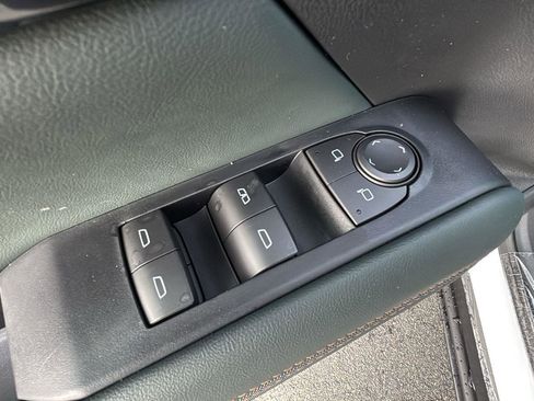 New 2026 GMC Terrain AT4 w/ Convenience Package III image 9