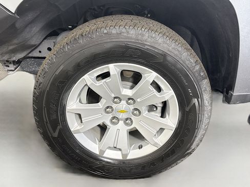 Used 2022 Chevrolet Colorado LT image 37