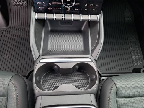 New 2026 GMC Terrain AT4 w/ LPO, Floor Liner Package image 23