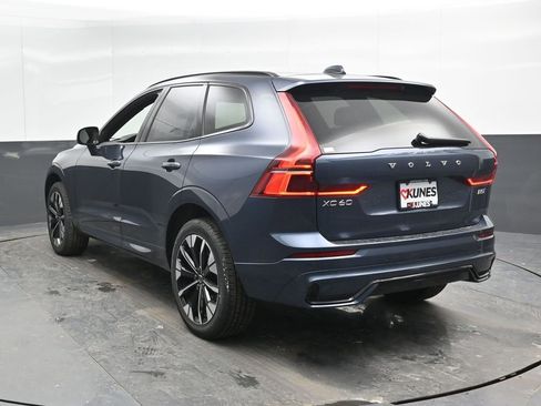 New 2026 Volvo XC60 B5 Plus w/ Climate Package image 8