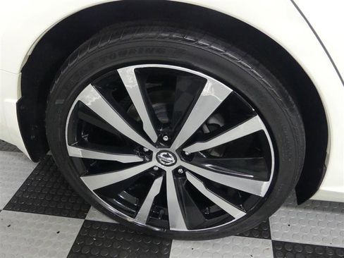 Used 2020 Nissan Altima 2.5 SR image 17