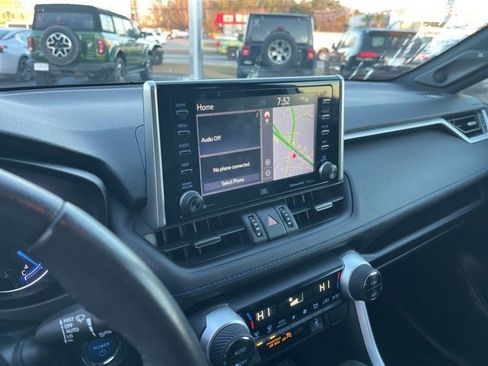 Used 2020 Toyota RAV4 XSE image 24