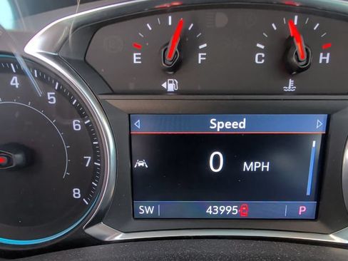 Used 2023 Chevrolet Equinox LT FWD image 17
