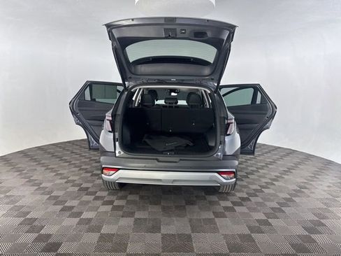 Used 2025 Hyundai Tucson Limited image 19