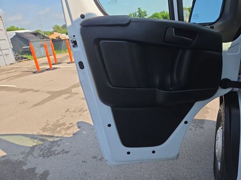 Used 2023 RAM ProMaster 2500 FWD image 33