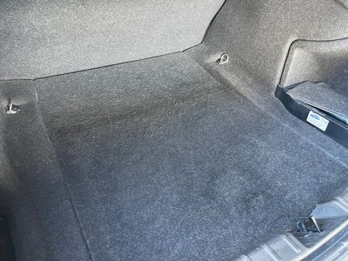 Used 2016 BMW 320i Sedan image 16