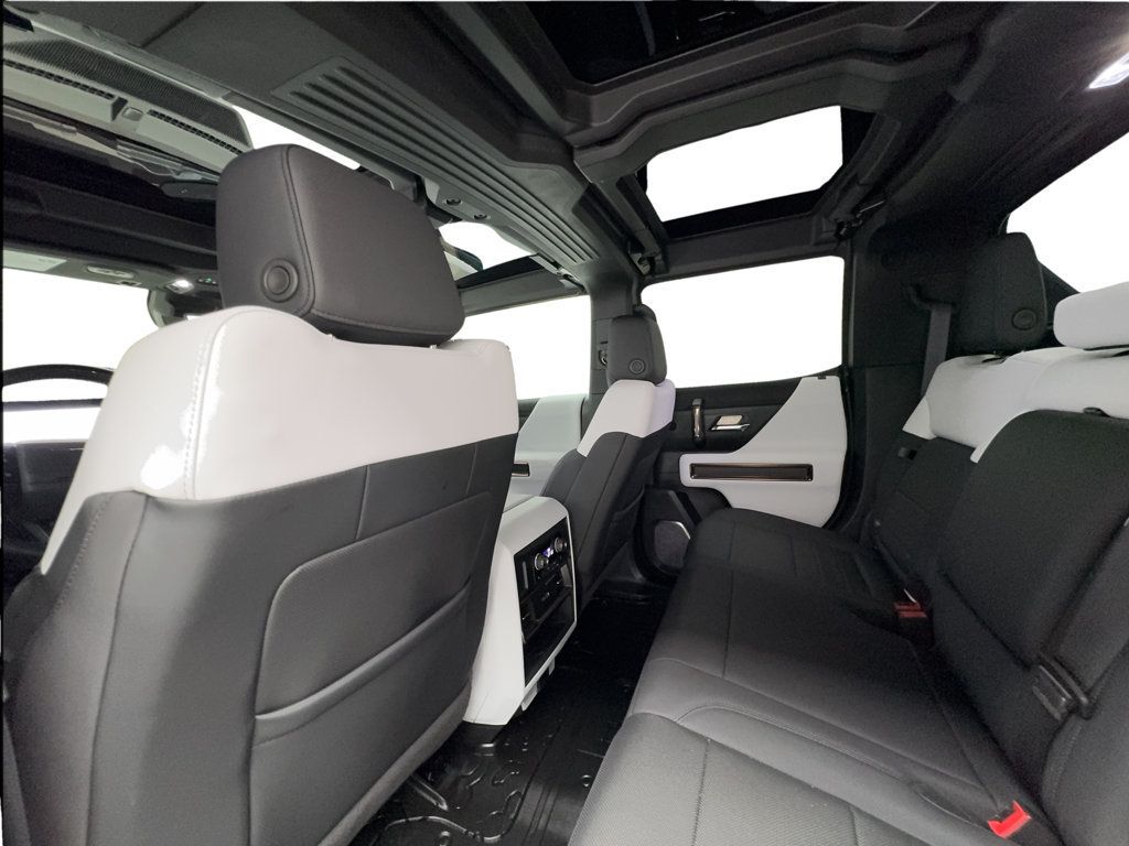 Used 2024 GMC Hummer EV 3X AWD/4WD image 27
