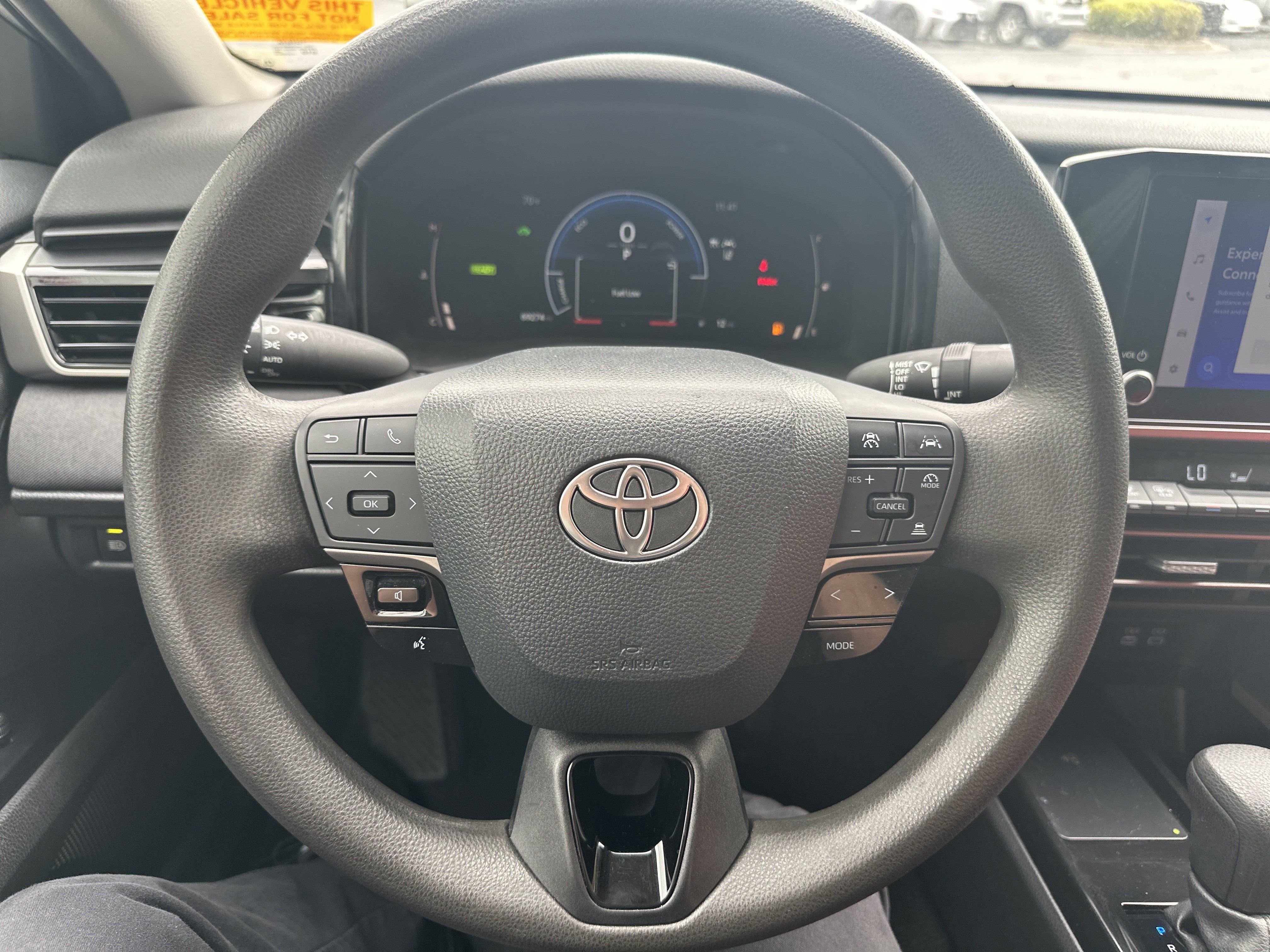 Used 2025 Toyota Camry LE FWD image 17