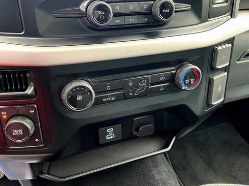 Used 2023 Ford F150 XLT image 30