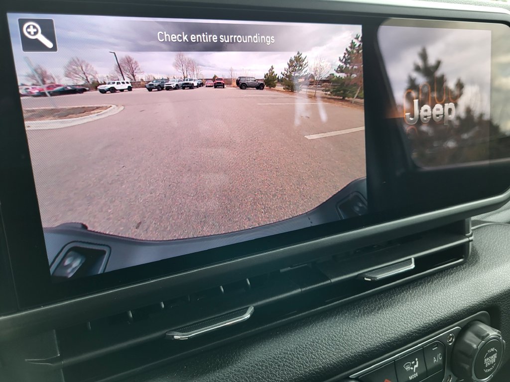 New 2026 Jeep Gladiator Sport AWD/4WD image 18