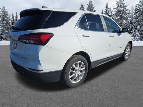 Used 2024 Chevrolet Equinox LT image 6