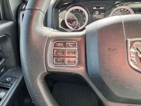 Used 2017 RAM 1500 Express image 16