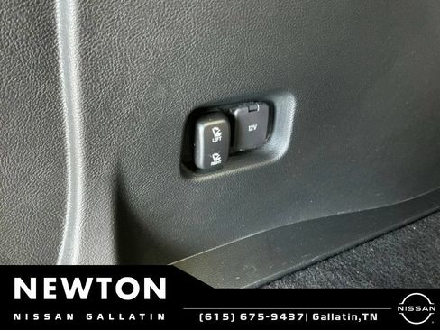 Used 2019 Ford Edge SEL w/ Equipment Group 201A AWD/4WD image 20