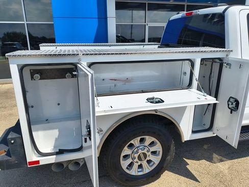 Used 2022 Ford F250 XLT w/ FX4 Off-Road Package AWD/4WD image 8