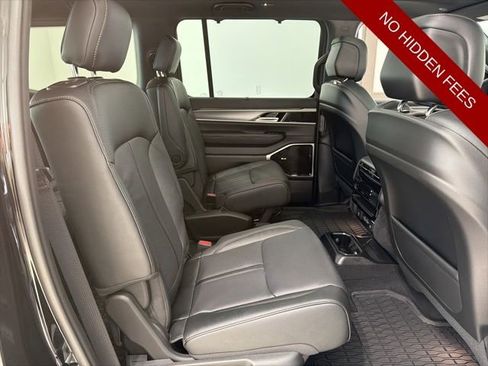 New 2026 Jeep Grand Wagoneer Limited AWD/4WD image 24