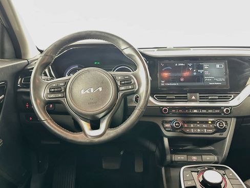 Used 2022 Kia Niro EX FWD image 18