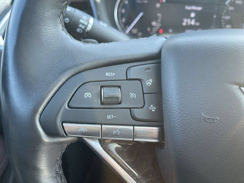 Certified 2023 Cadillac XT6 Premium Luxury w/ LPO, Floor Liner Package AWD/4WD image 21