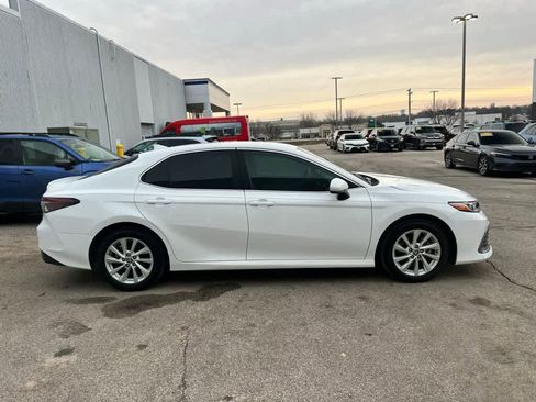Used 2023 Toyota Camry LE image 7