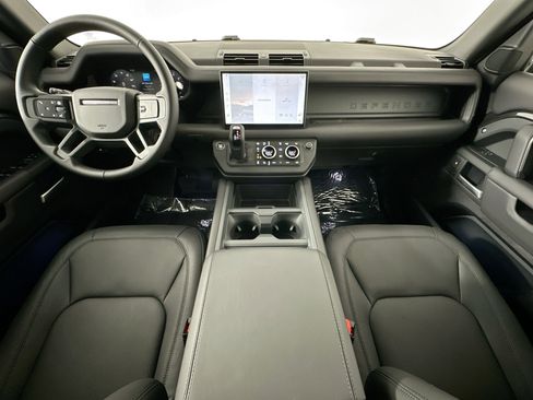 Used 2025 Land Rover Defender 110 S AWD/4WD image 21