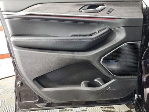 Certified 2022 Jeep Grand Cherokee Overland image 13