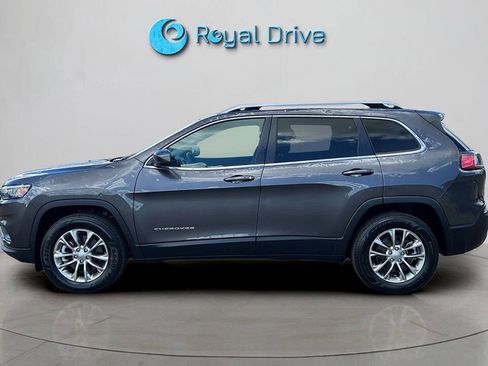 Used 2021 Jeep Cherokee Latitude Lux w/ Comfort/Convenience Group AWD/4WD image 3