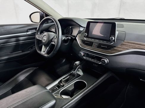 Used 2019 Nissan Altima 2.5 SL FWD image 26