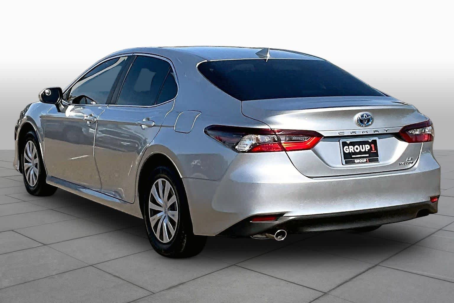 Used 2023 Toyota Camry LE FWD image 11
