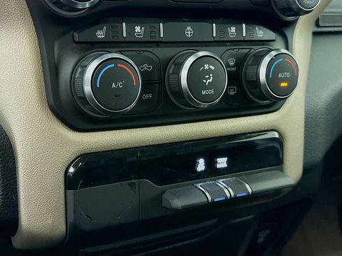 Used 2022 RAM 1500 Laramie image 8