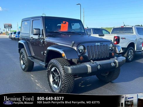 Used 2013 Jeep Wrangler Sahara w/ Connectivity Group AWD/4WD image 1