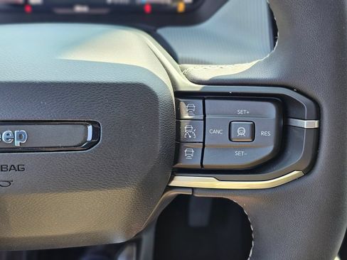 New 2026 Jeep Cherokee Laredo AWD/4WD image 17