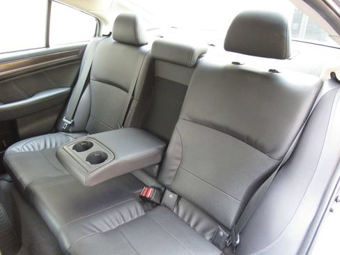 Used 2018 Subaru Legacy 2.5i Limited AWD/4WD image 16