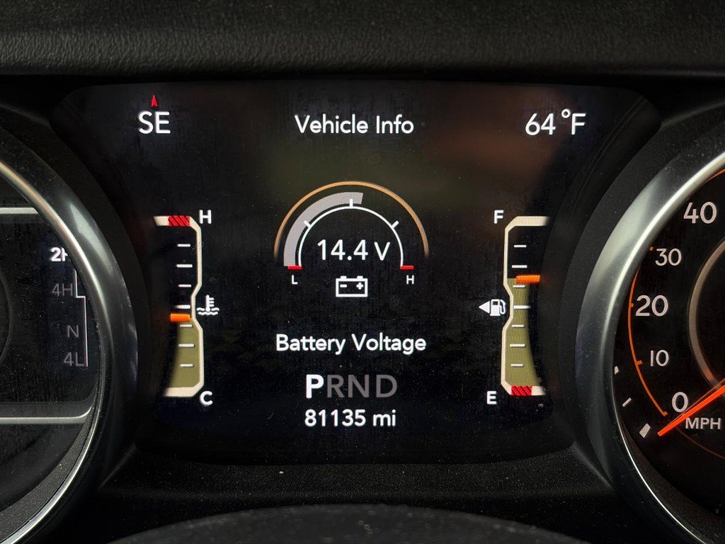 Used 2020 Jeep Wrangler Unlimited Sahara AWD/4WD image 7