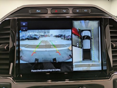 Used 2022 Ford F250 Lariat w/ Chrome Package image 13