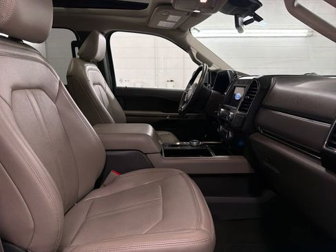Certified 2021 Ford Expedition Limited RWD image 31