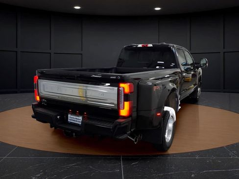 New 2026 Ford F350 Platinum w/ Platinum Plus Package AWD/4WD image 6